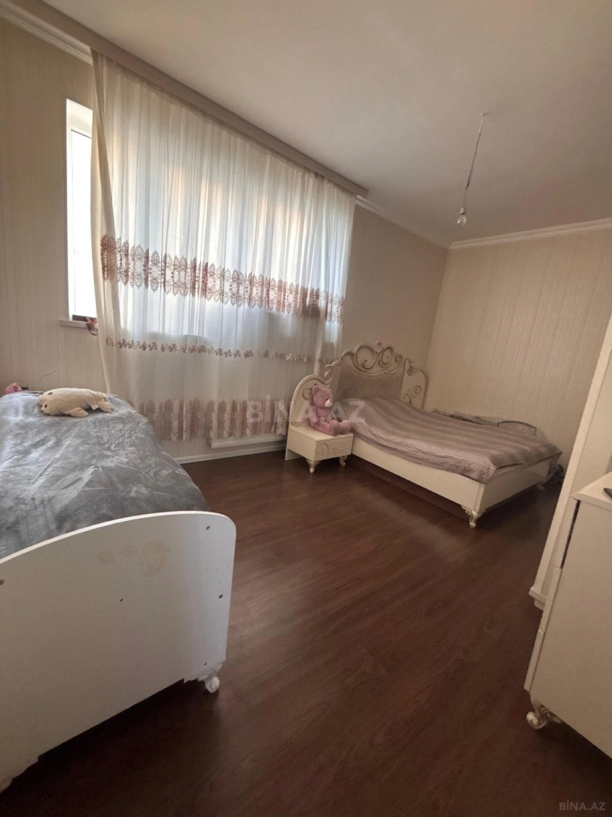 Satılır 2 otaqlı mənzil 65 m²