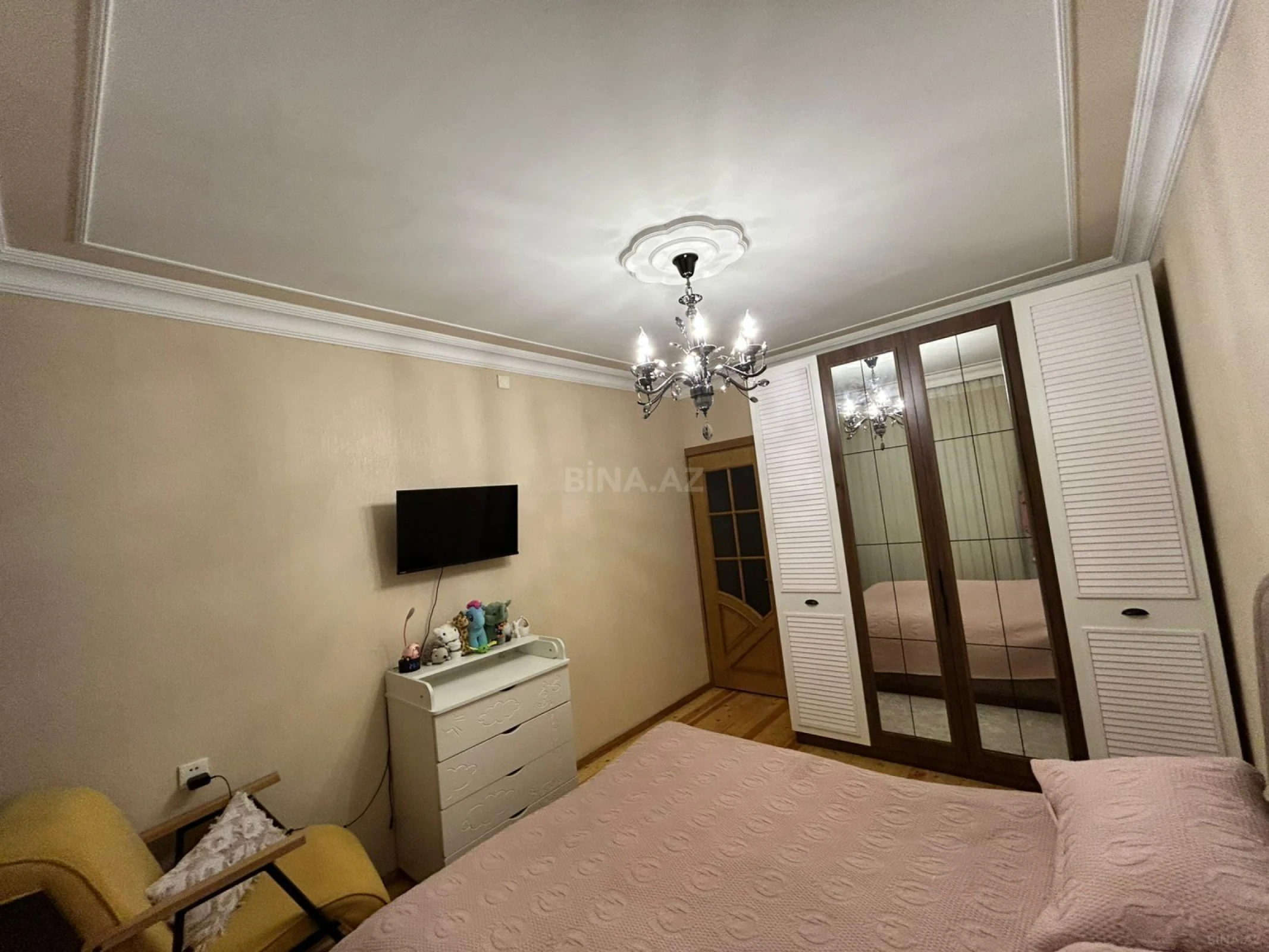 Satılır 3 otaqlı mənzil 90 m²