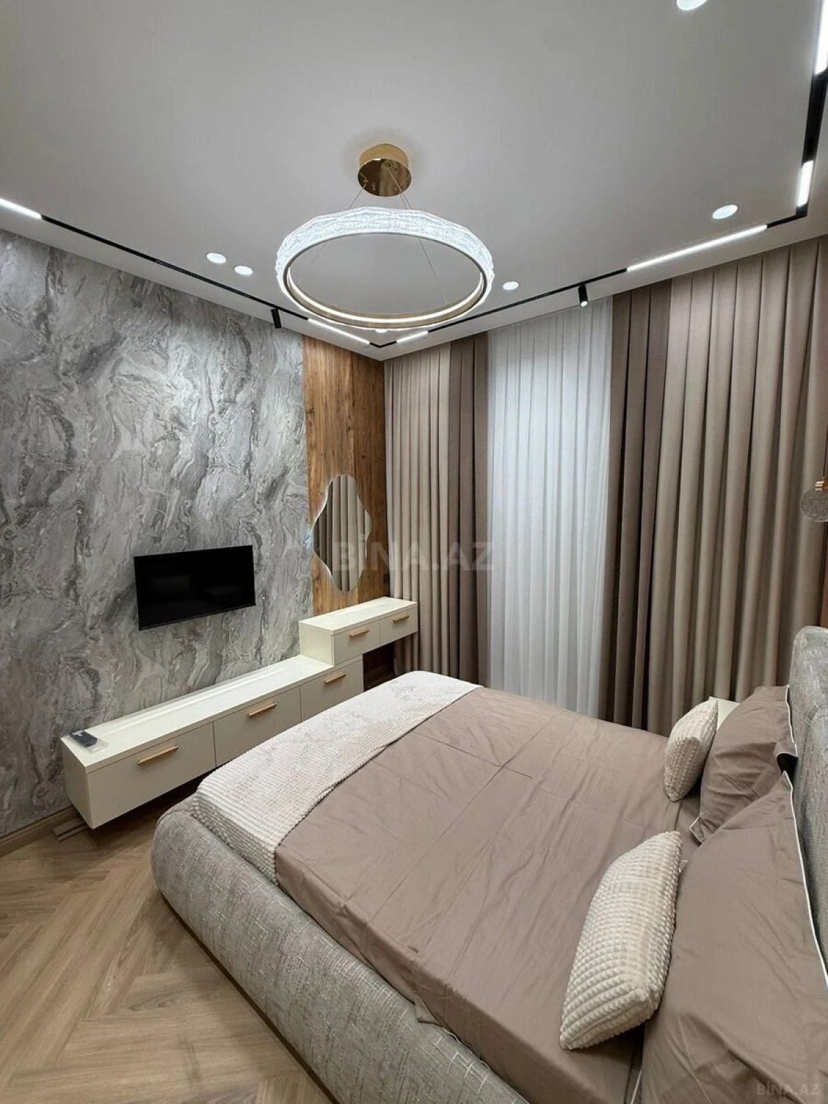 Satılır 2 otaqlı mənzil 85 m²