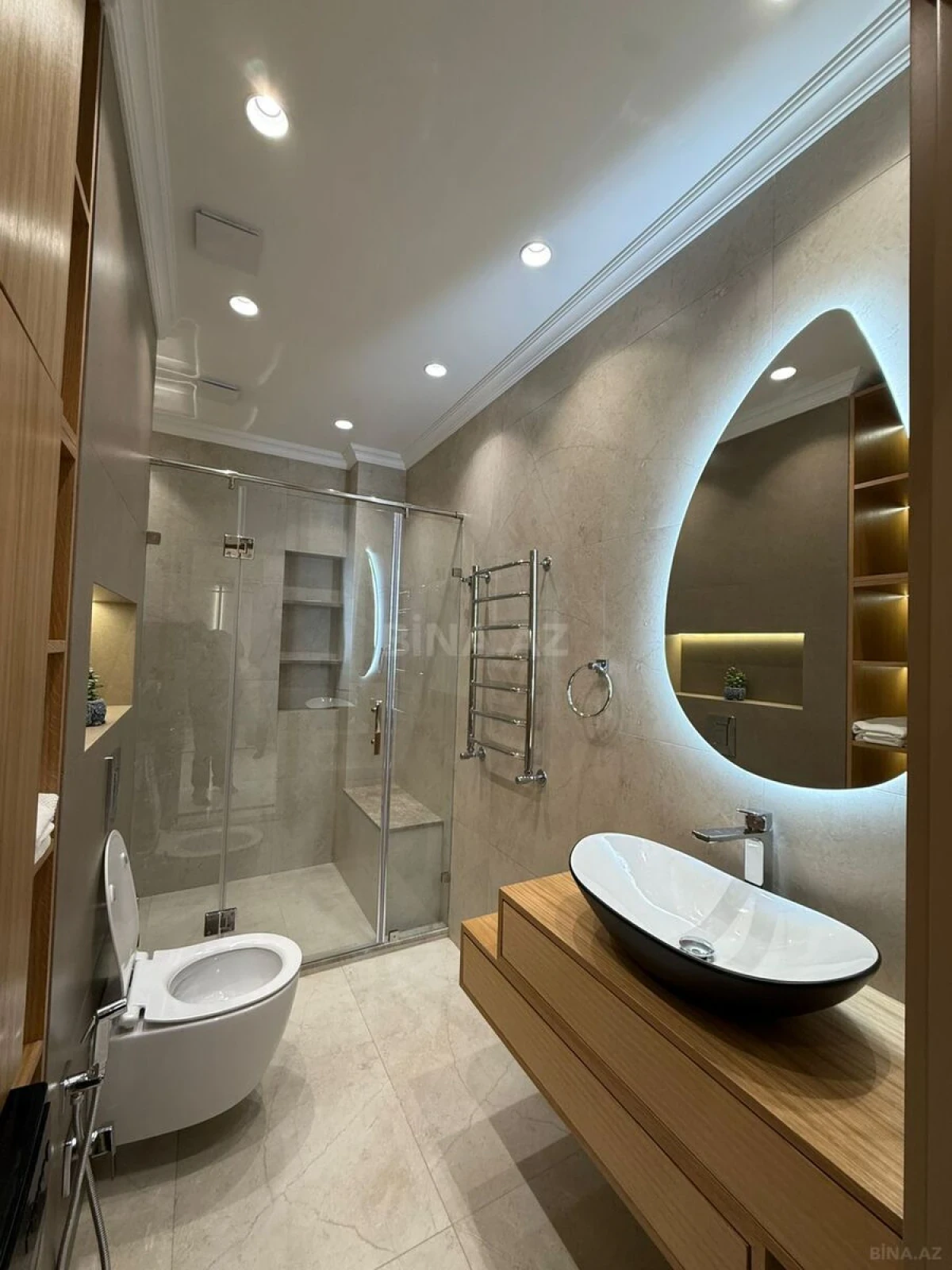 Satılır 2 otaqlı mənzil 85 m²
