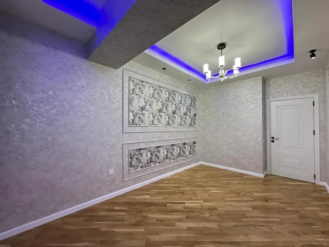 Satılır 2 otaqlı mənzil 80 m²