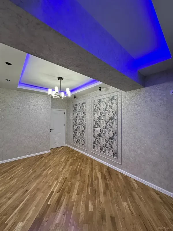 Satılır 2 otaqlı mənzil 80 m²