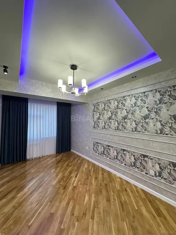 Satılır 2 otaqlı mənzil 80 m²