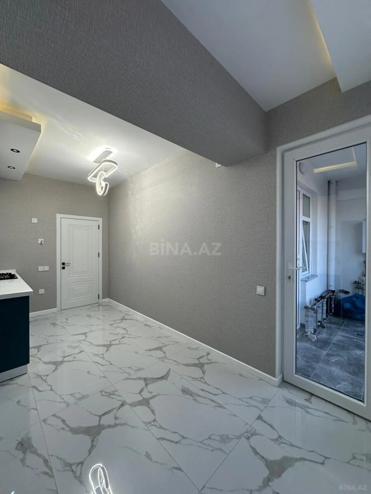 Satılır 2 otaqlı mənzil 80 m²