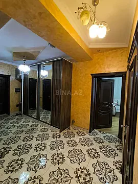 Kirayə verilir 2 otaqlı mənzil 85 m²