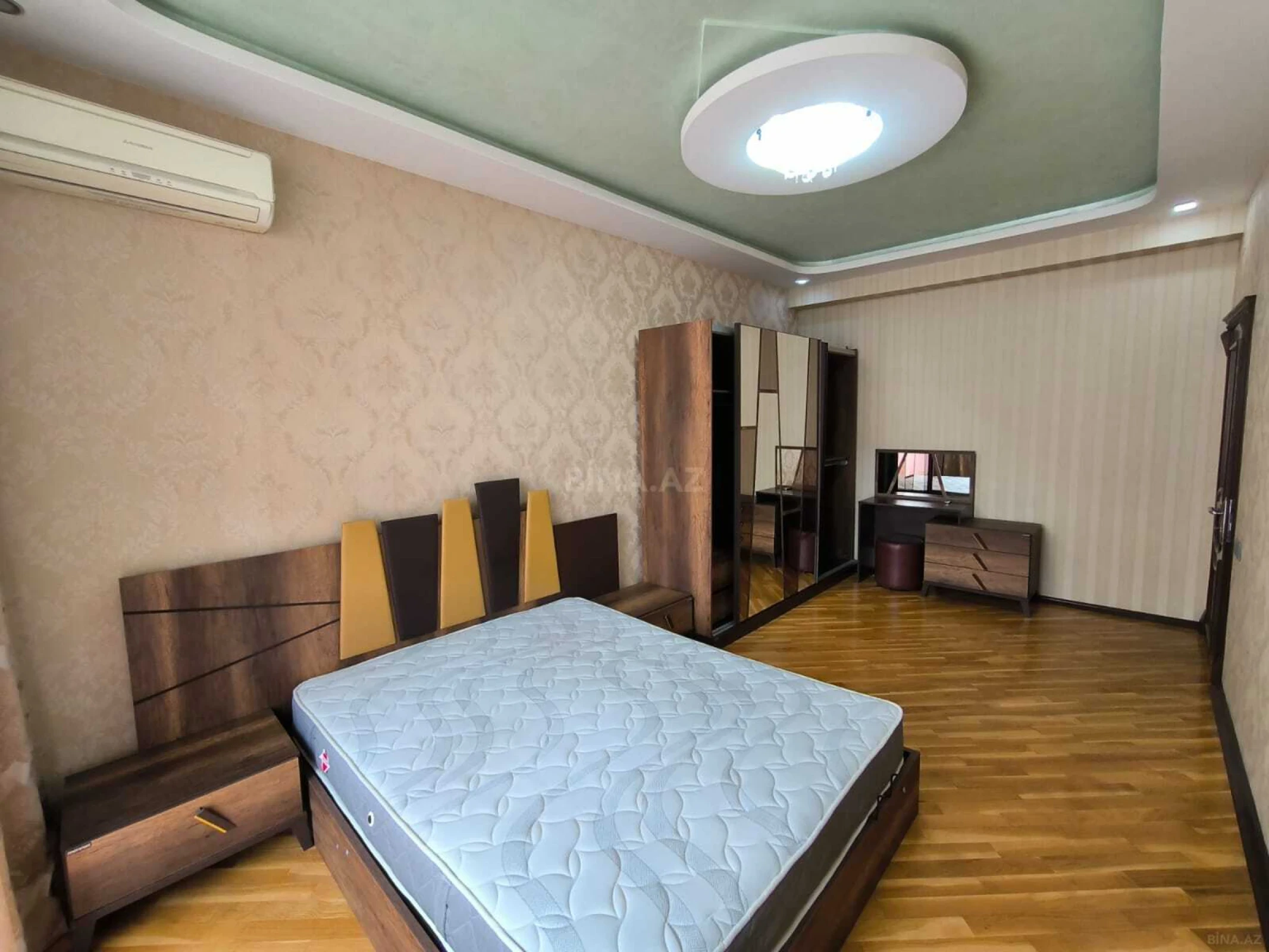 Kirayə verilir 2 otaqlı mənzil 85 m²