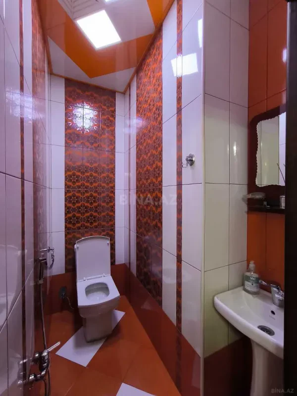 Kirayə verilir 2 otaqlı mənzil 85 m²