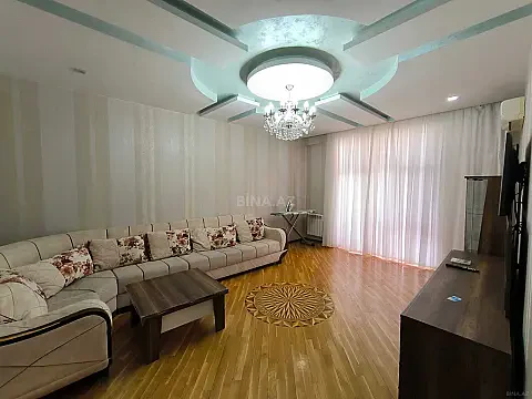 Kirayə verilir 2 otaqlı mənzil 85 m²