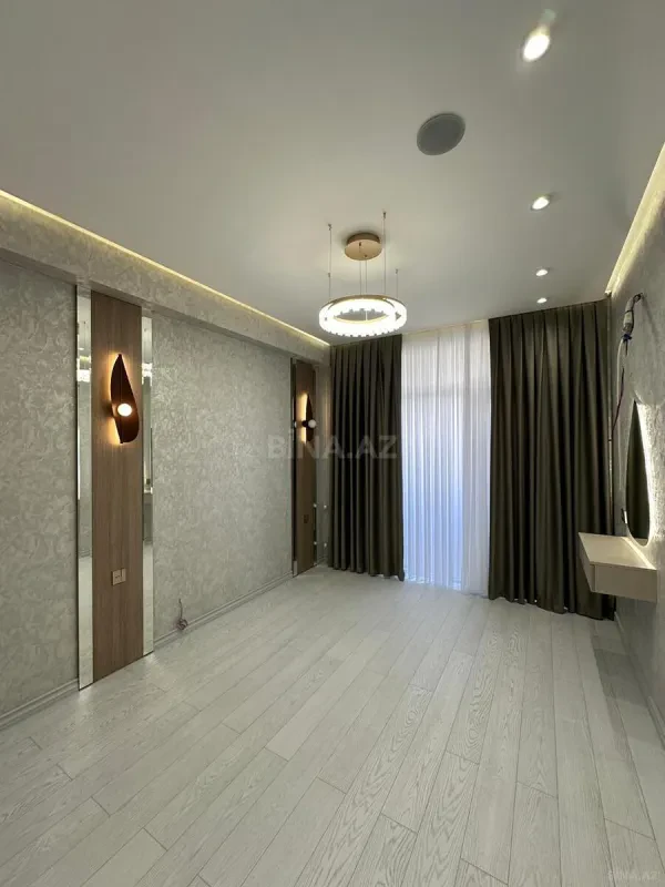 Satılır 2 otaqlı mənzil 55 m²