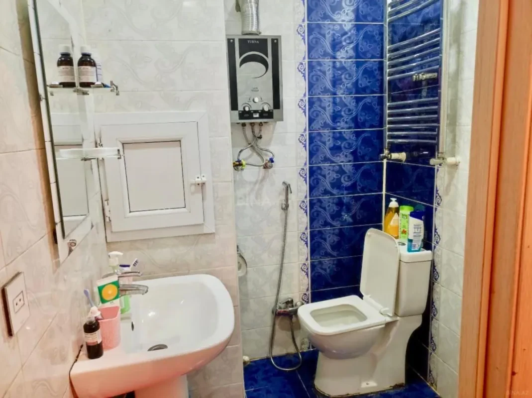 Kirayə verilir 2 otaqlı mənzil 70 m²