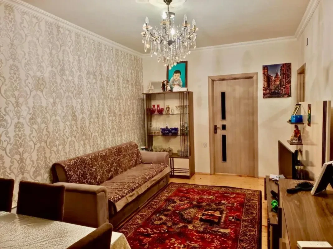 Kirayə verilir 2 otaqlı mənzil 70 m²