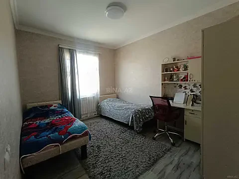 Satılır 4 otaqlı mənzil 120 m²