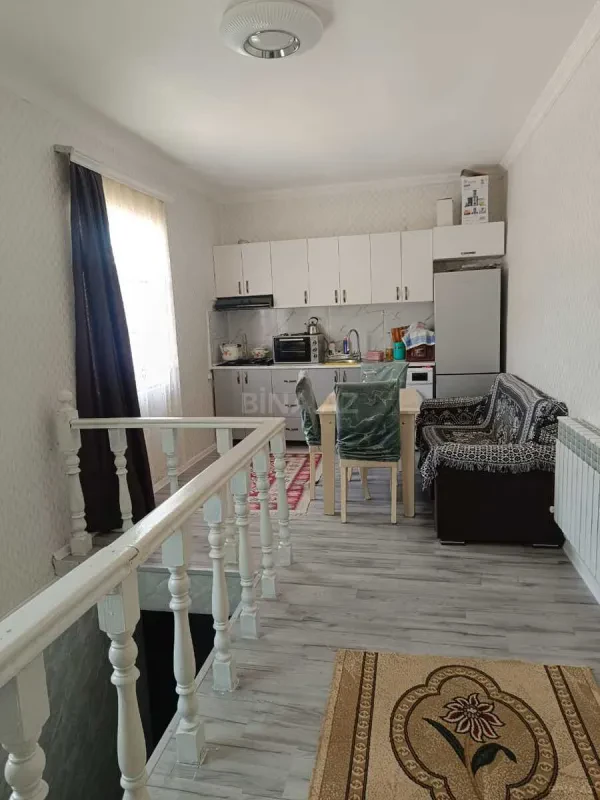 Satılır 4 otaqlı mənzil 120 m²