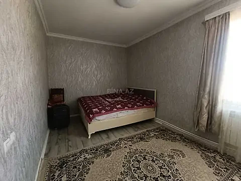 Satılır 4 otaqlı mənzil 120 m²