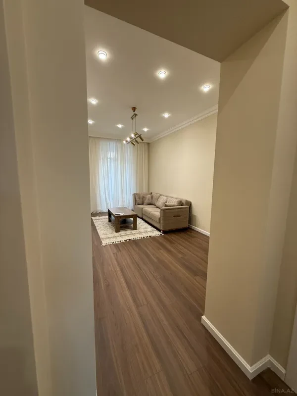 Satılır 2 otaqlı mənzil 65 m²