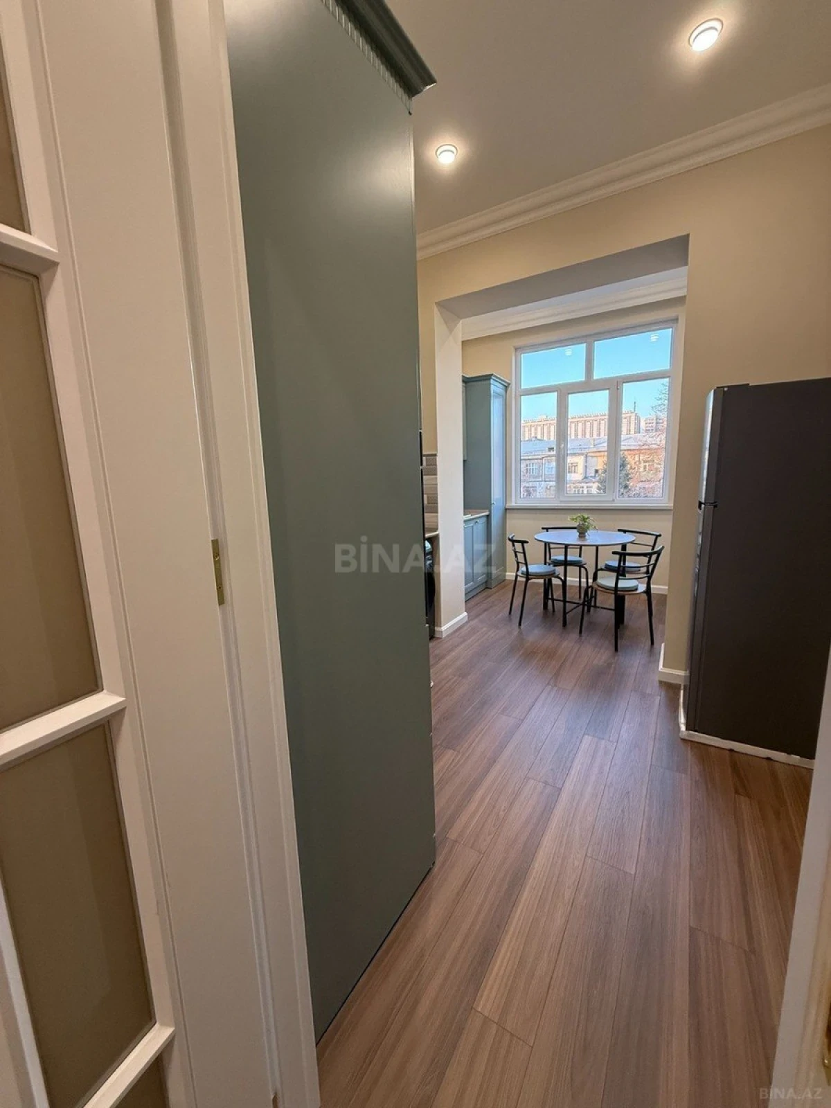 Satılır 2 otaqlı mənzil 65 m²