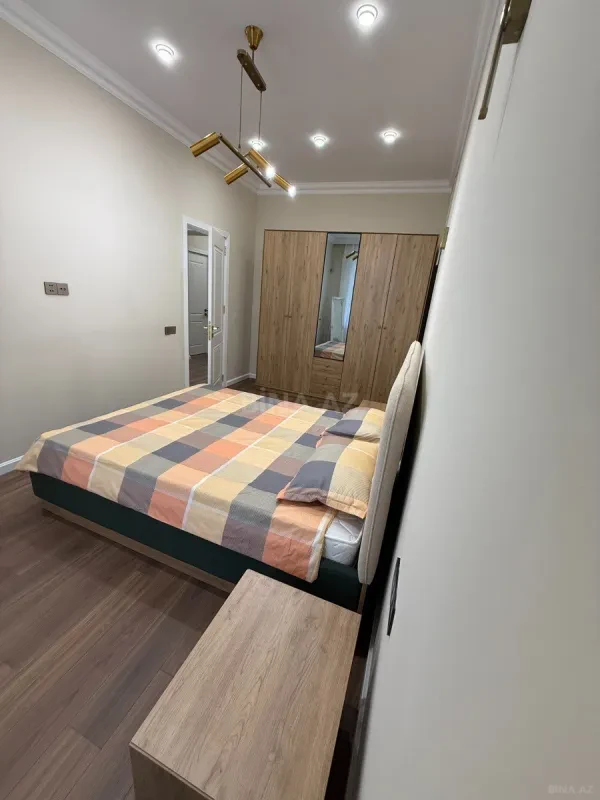 Satılır 2 otaqlı mənzil 65 m²