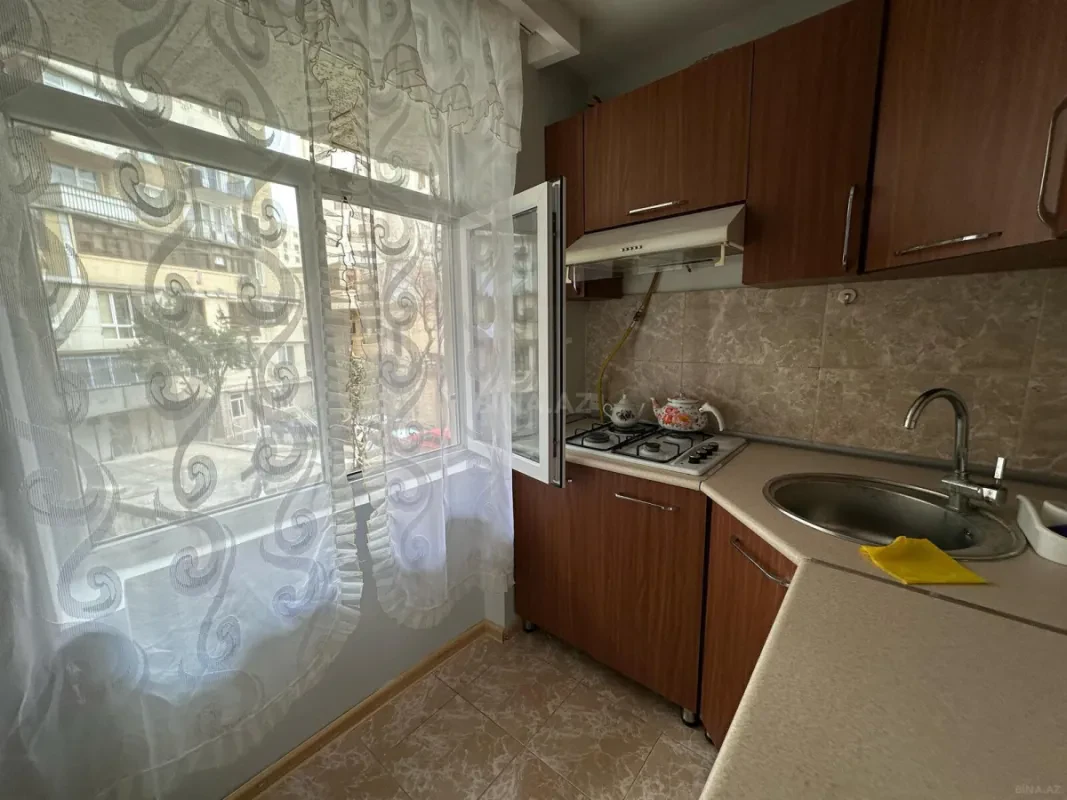 Kirayə verilir 1 otaqlı mənzil 40 m²