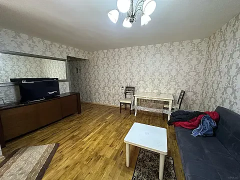 Kirayə verilir 1 otaqlı mənzil 40 m²