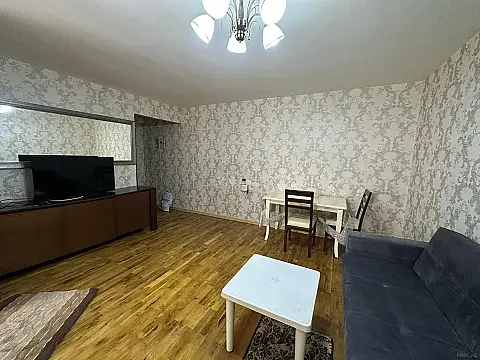 Kirayə verilir 1 otaqlı mənzil 40 m²