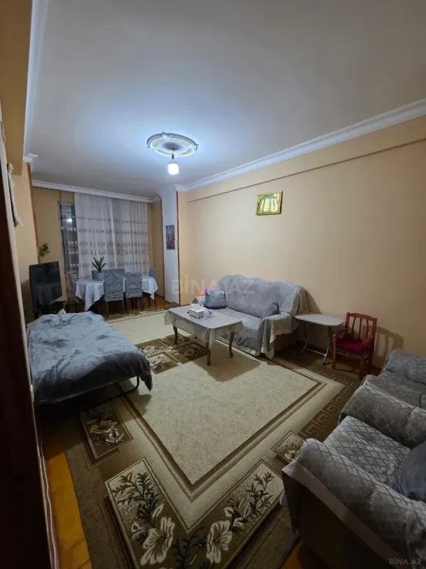 Satılır 3 otaqlı mənzil 118 m²