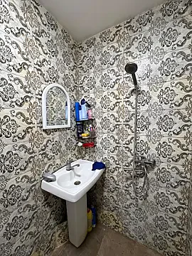 Satılır 2 otaqlı mənzil 48 m²