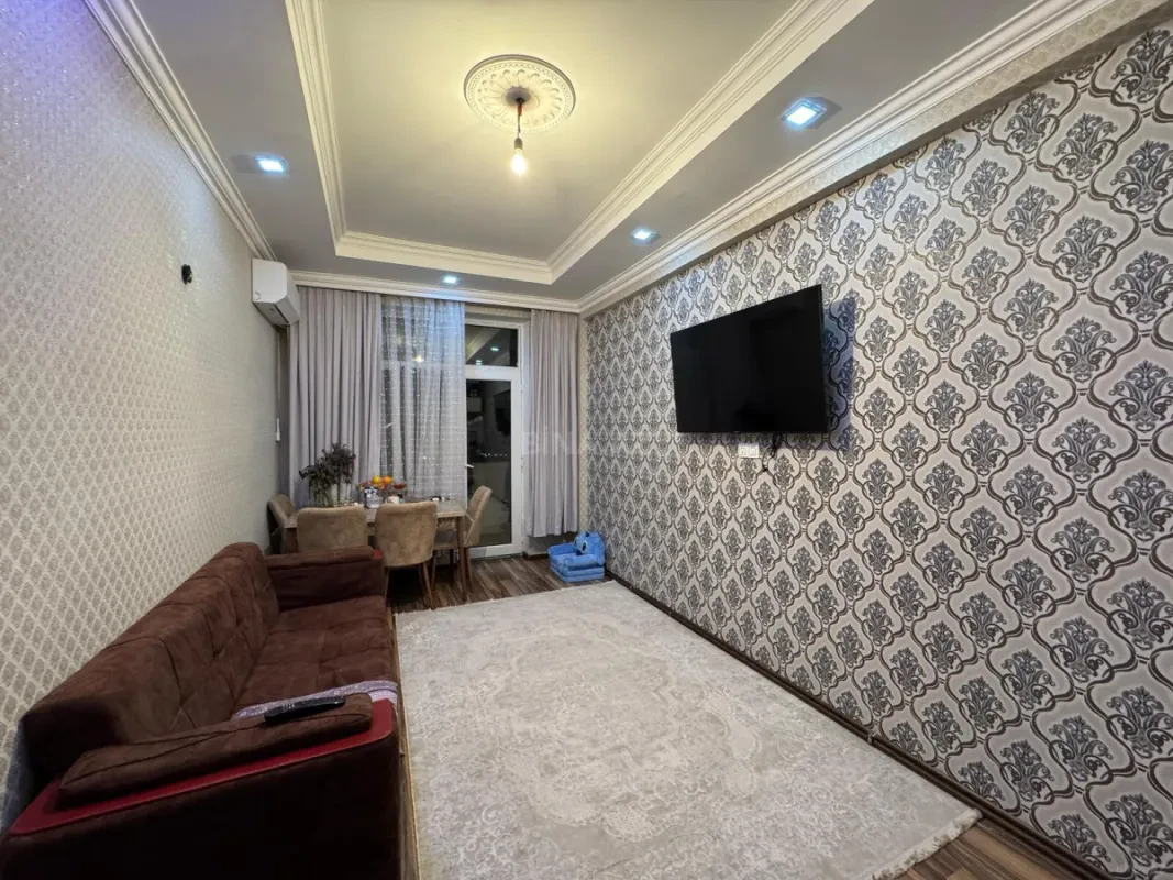 Satılır 2 otaqlı mənzil 48 m²