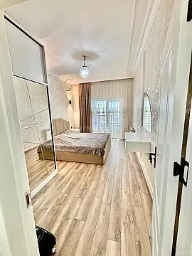 Kirayə verilir 2 otaqlı mənzil 80 m²
