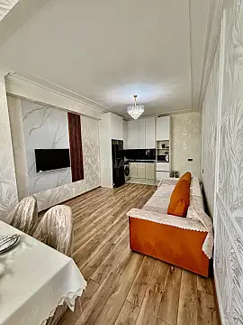 Kirayə verilir 2 otaqlı mənzil 80 m²