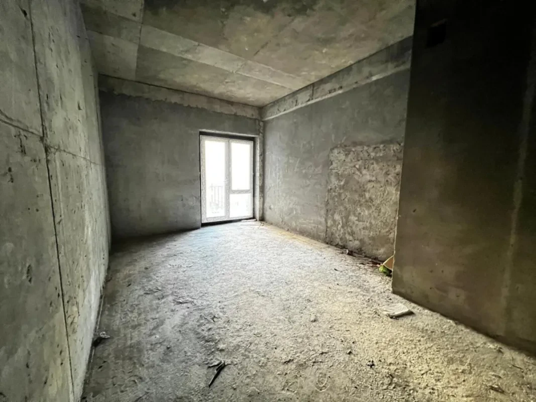 Satılır 4 otaqlı mənzil 197 m²
