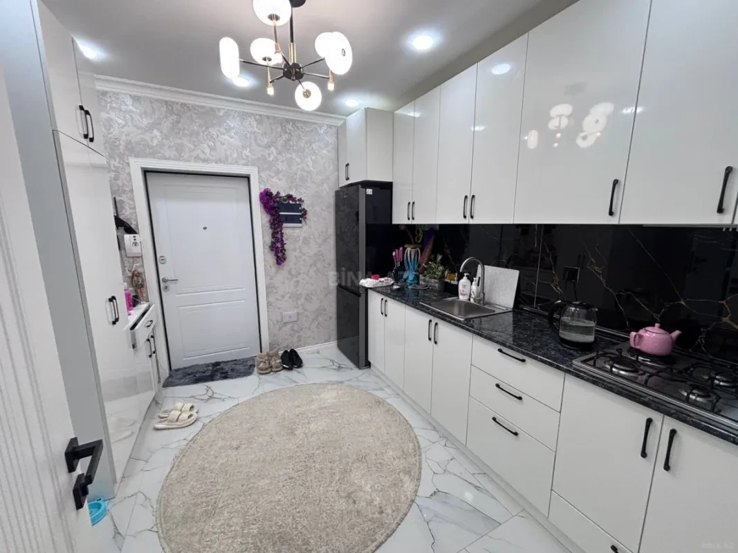 Satılır 2 otaqlı mənzil 60 m²