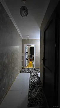 Satılır 4 otaqlı mənzil 138 m²