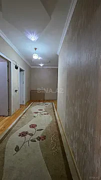 Satılır 4 otaqlı mənzil 138 m²