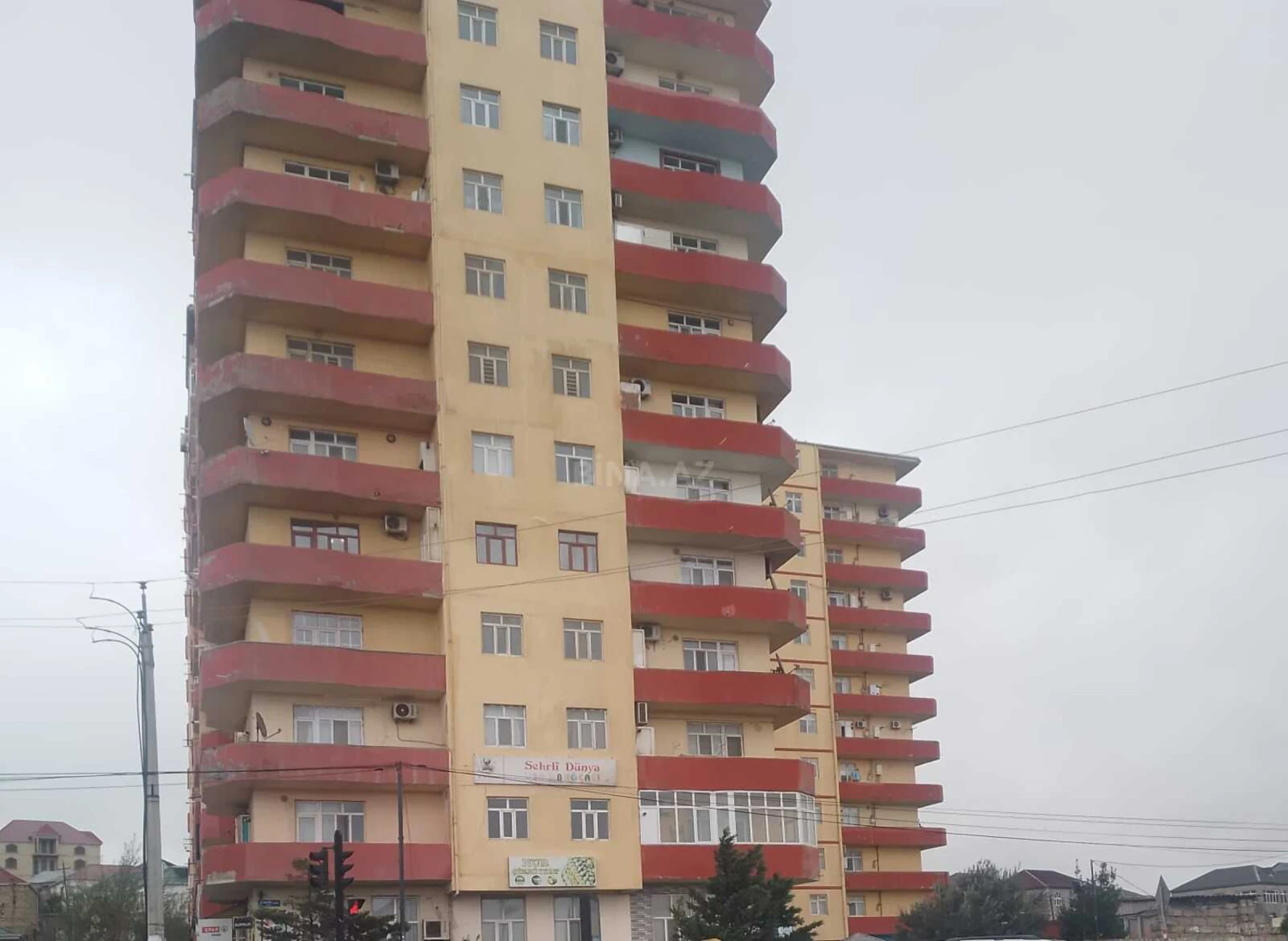 Satılır 2 otaqlı mənzil 62 m²