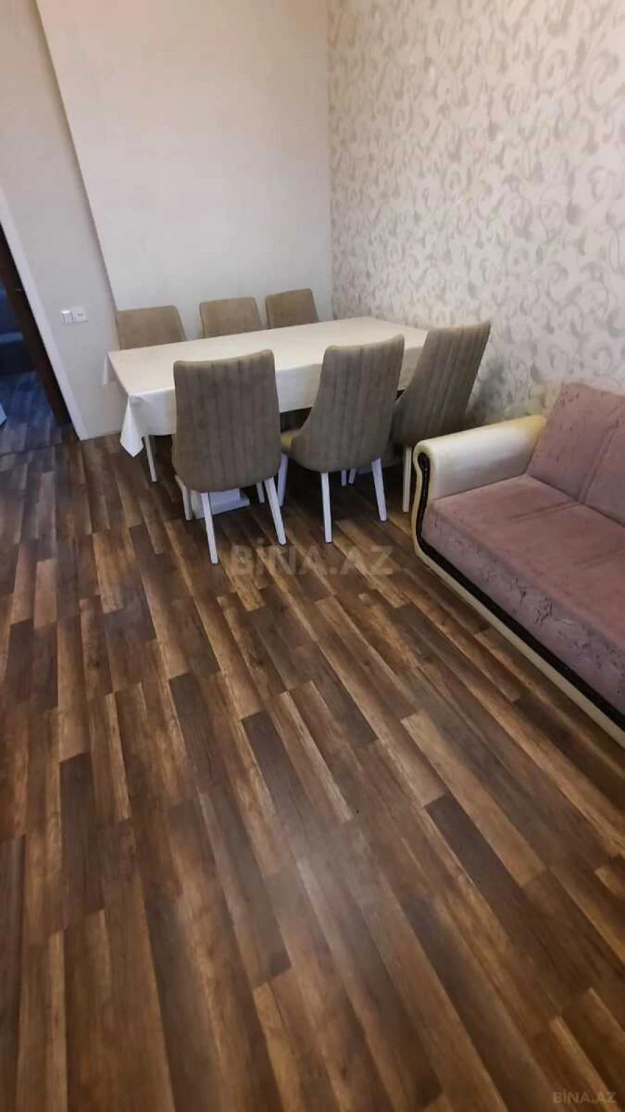 Satılır 2 otaqlı mənzil 62 m²