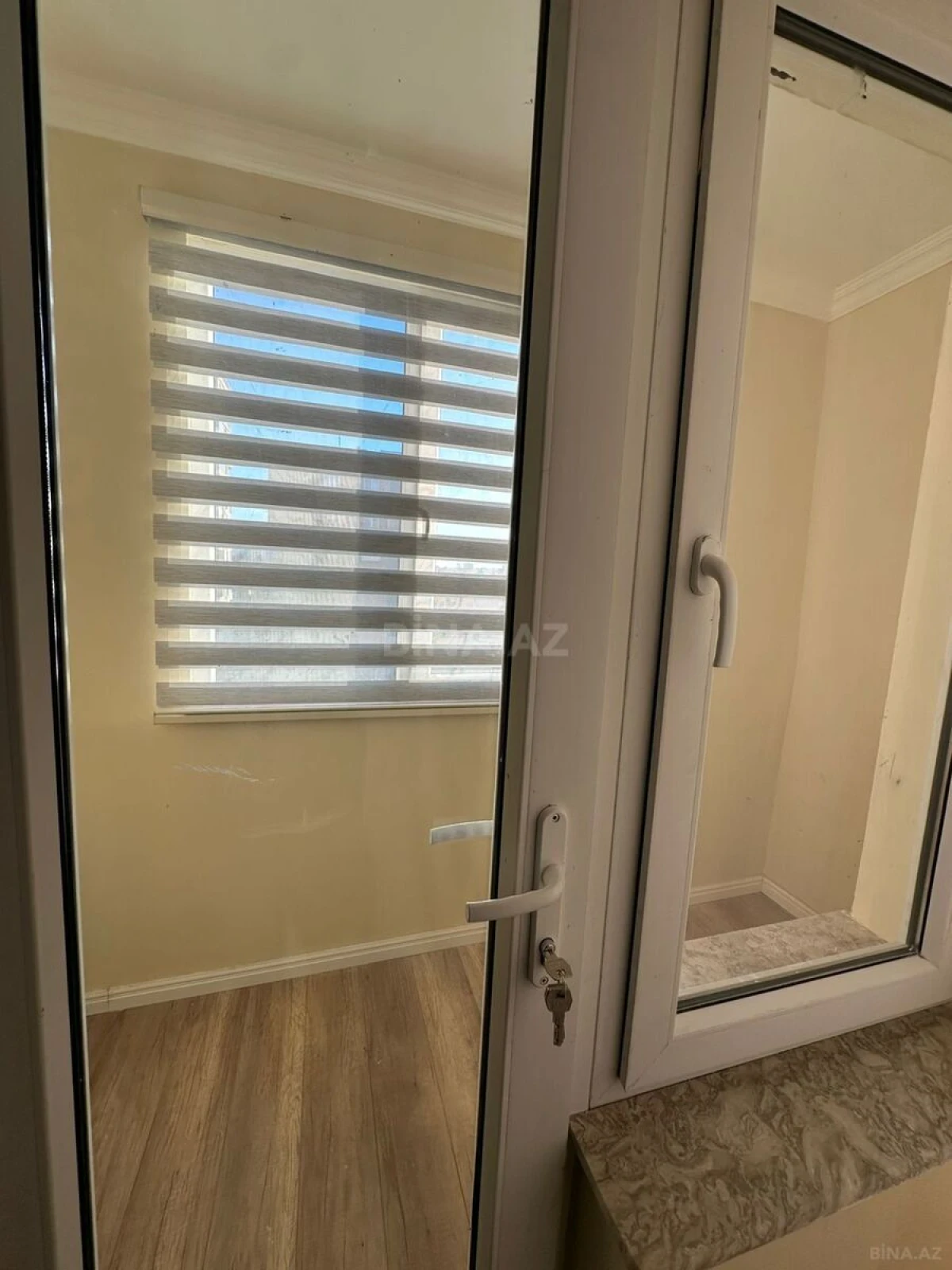 Satılır 3 otaqlı mənzil 73 m²