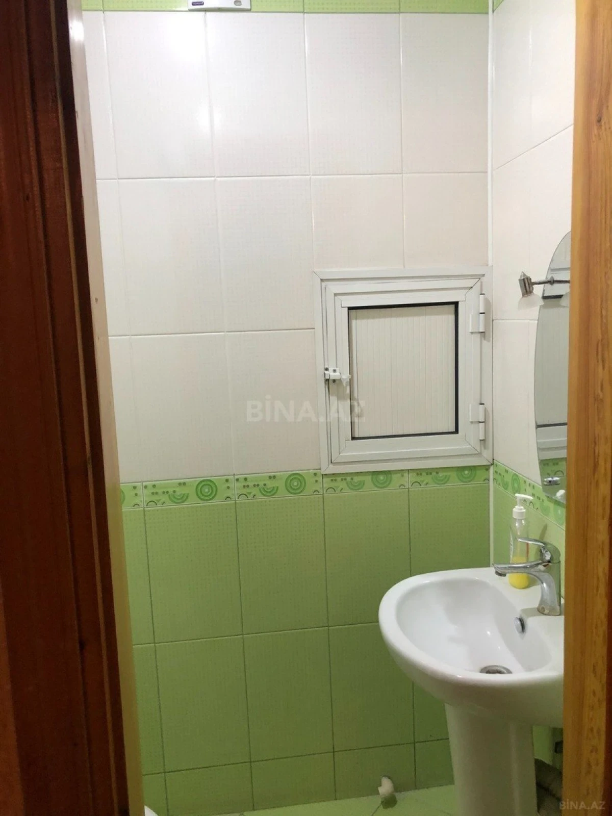 Kirayə verilir 3 otaqlı mənzil 112 m²