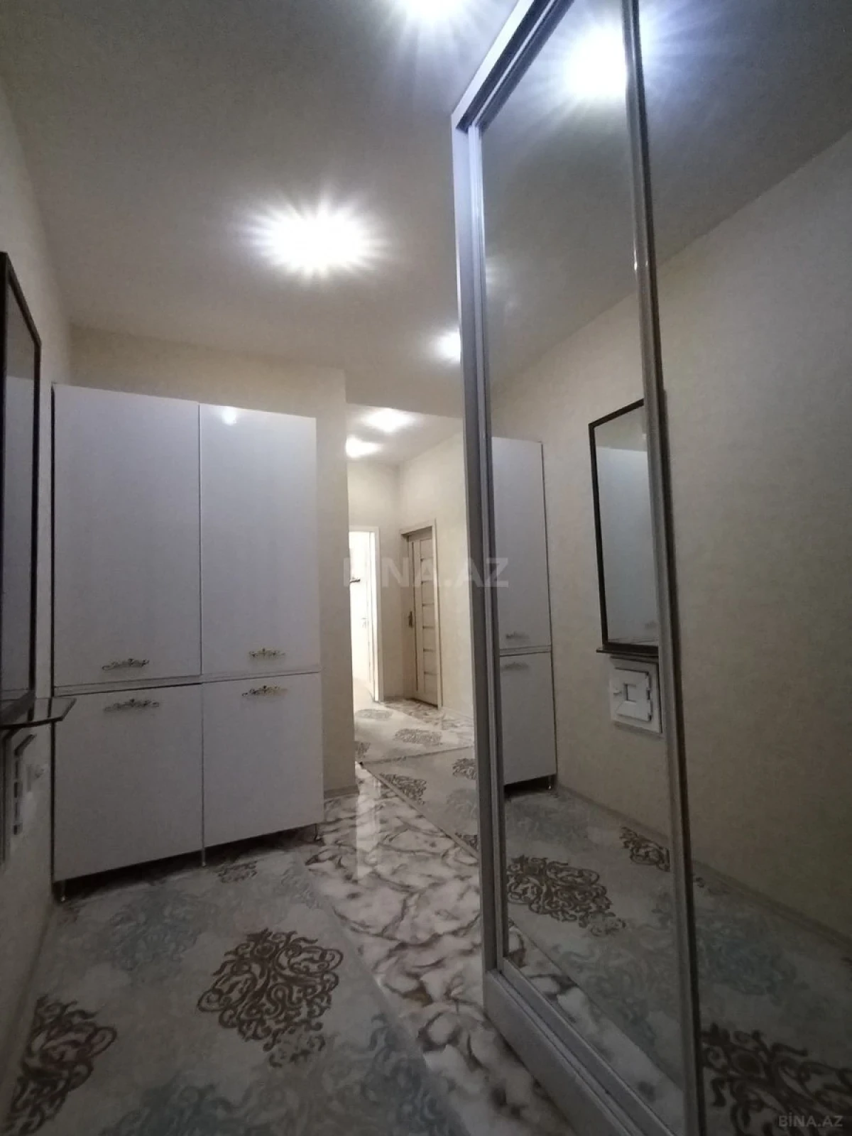 Satılır 3 otaqlı mənzil 80 m²