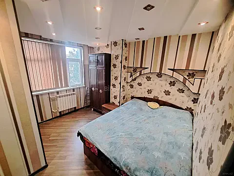 Kirayə verilir 2 otaqlı mənzil 50 m²