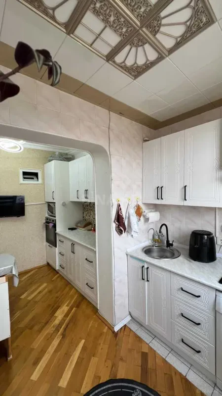 Satılır 3 otaqlı mənzil 85 m²