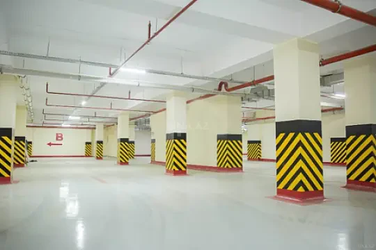 Satılır 5 otaqlı mənzil 210 m²