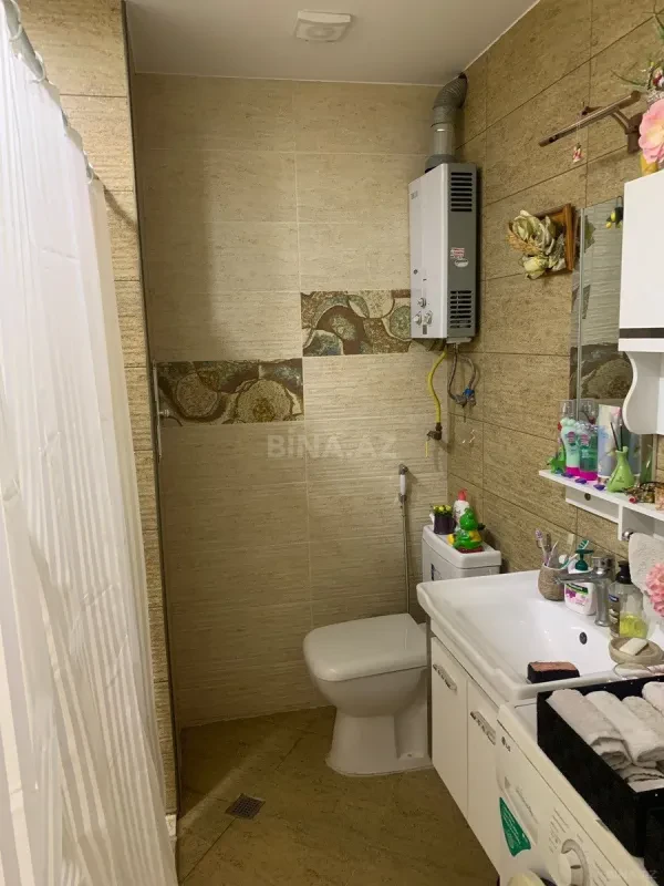 Satılır 5 otaqlı mənzil 105 m²