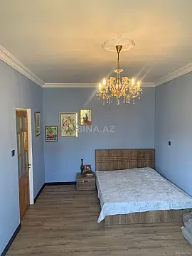 Satılır 5 otaqlı mənzil 105 m²