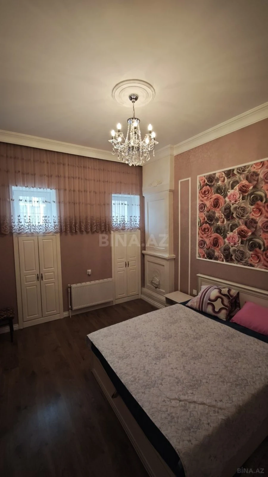 Satılır 6 otaqlı həyət evi 200 m²