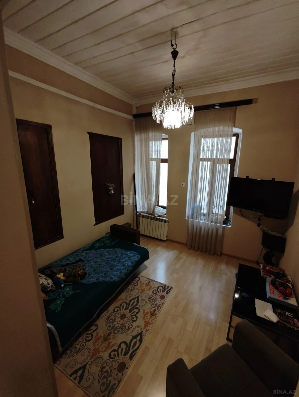 Satılır 6 otaqlı həyət evi 200 m²