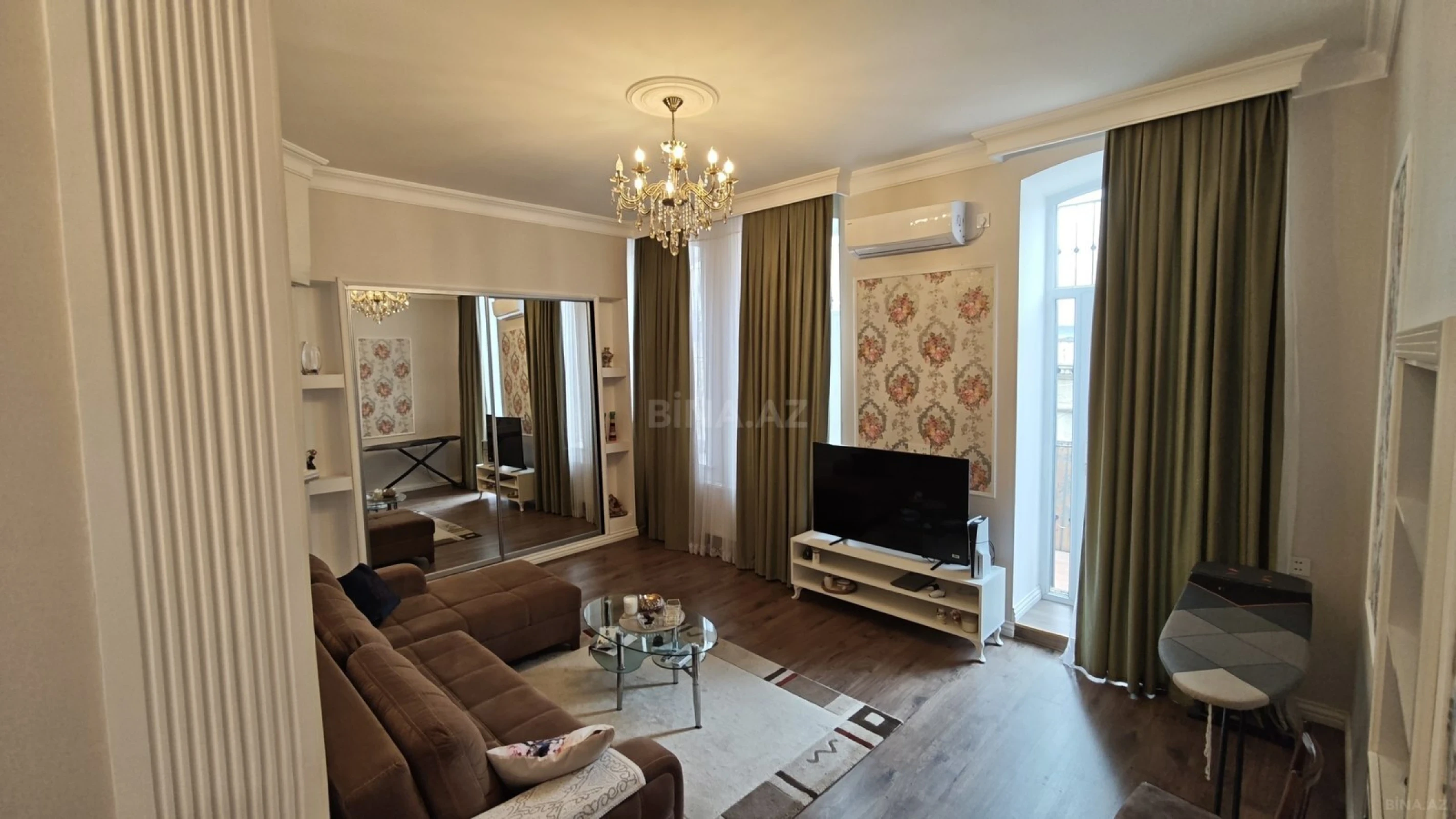 Satılır 6 otaqlı həyət evi 200 m²