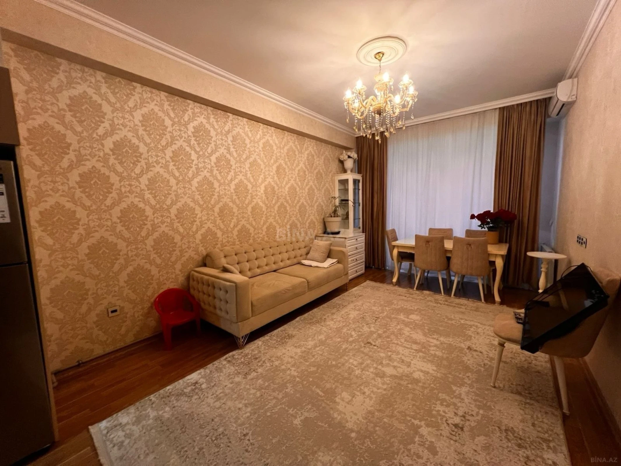 Kirayə verilir 2 otaqlı mənzil 65 m²