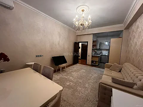 Kirayə verilir 2 otaqlı mənzil 65 m²