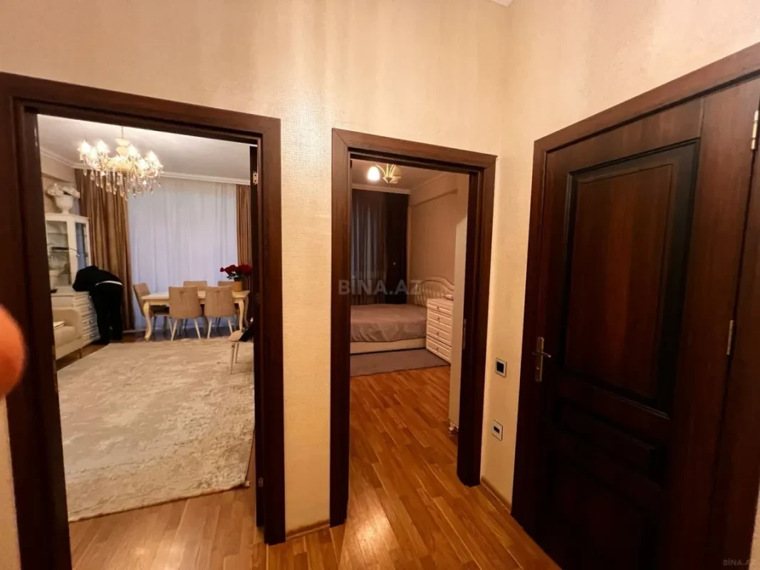 Kirayə verilir 2 otaqlı mənzil 65 m²