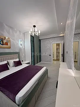 Satılır 2 otaqlı mənzil 71 m²